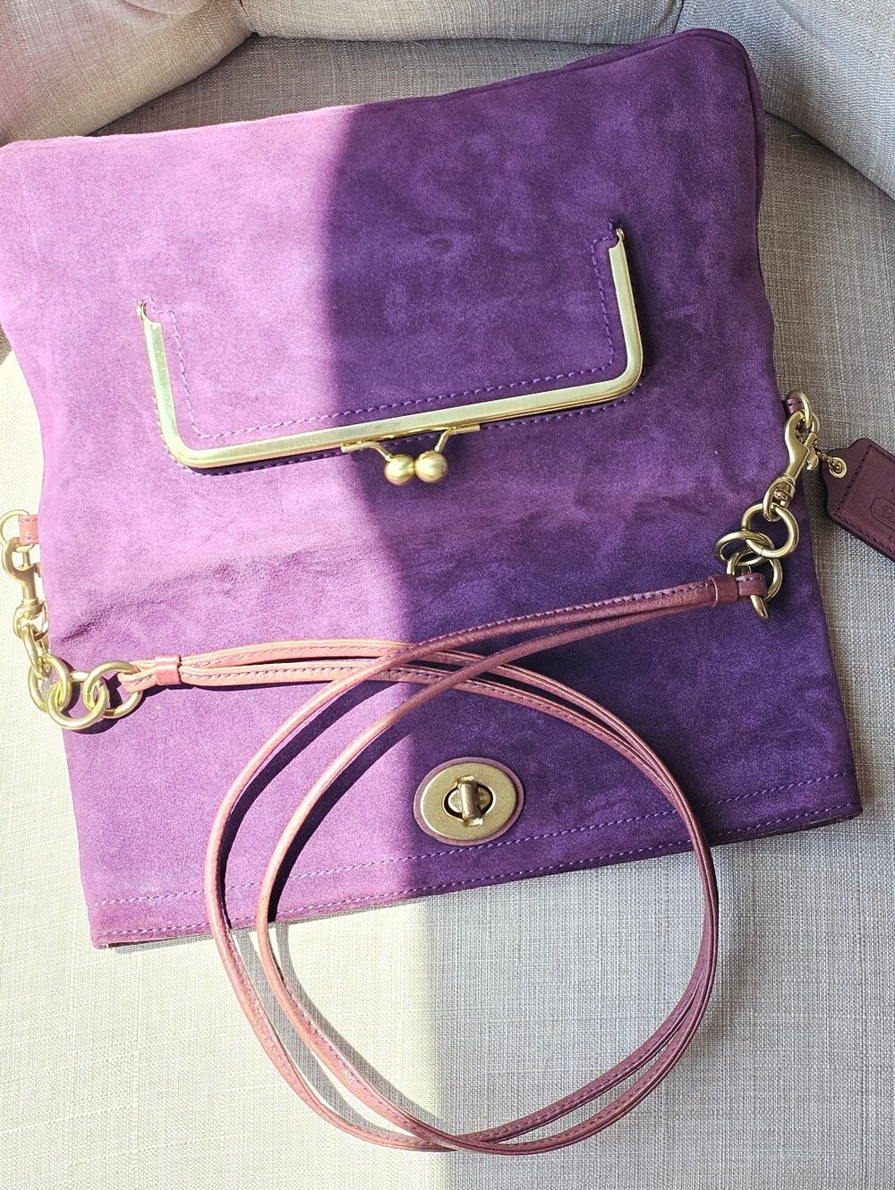Coach Legacy Bleeker Street Archive Suade Celeste Kisslock Bag Purse ( Purple )